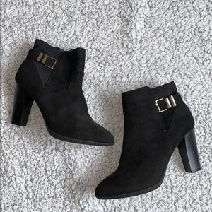 ❌SOLD❌Black booties